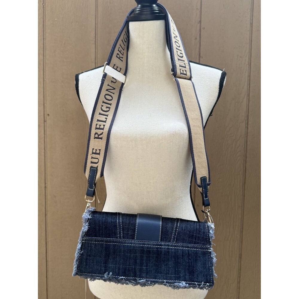 True Religion Dark Blue Shoulder Bag Logo Accent Adjustable Strap Women new - Picture 4 of 7